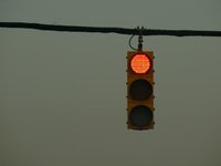 En Illinois podrían permitir saltarte los semáforos en rojo si vas en moto