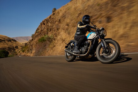 Una de las motos más bonitas para el carnet A2 se pone al día y apenas sube de precio: así es la nueva Triumph Speed Twin 900