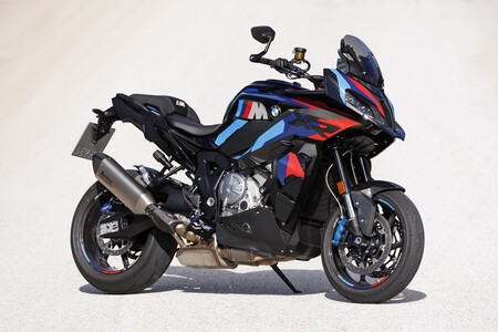 Bmw M 1000 Xr 2024 003