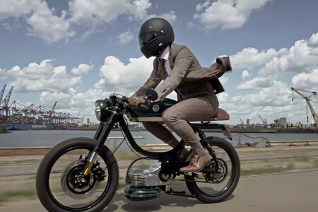 Esta moto eléctrica no llega a los 50 km/h, pero cuesta casi lo mismo que una Yamaha MT-09 y suena como un V12